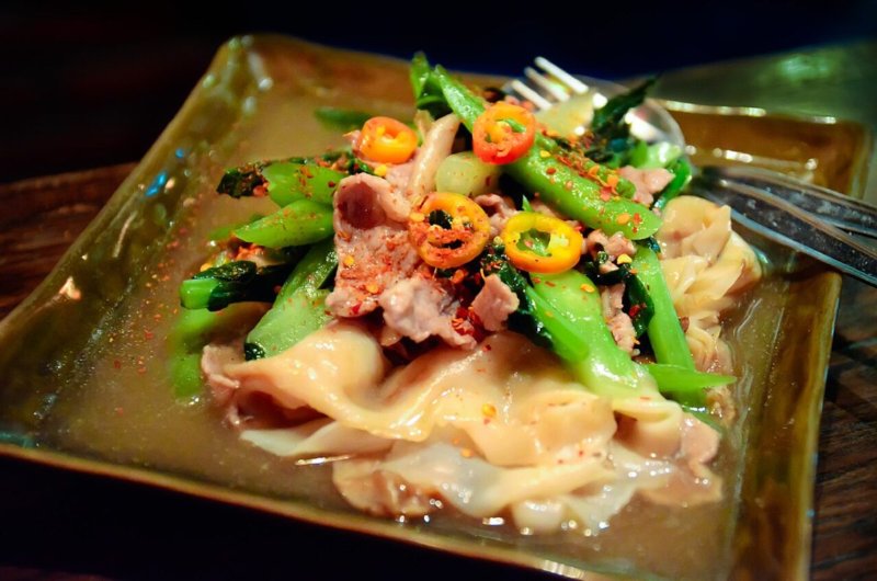 ราดหน้าหมูหมัก