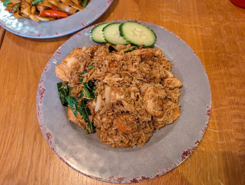 ข้าวผัดไก่